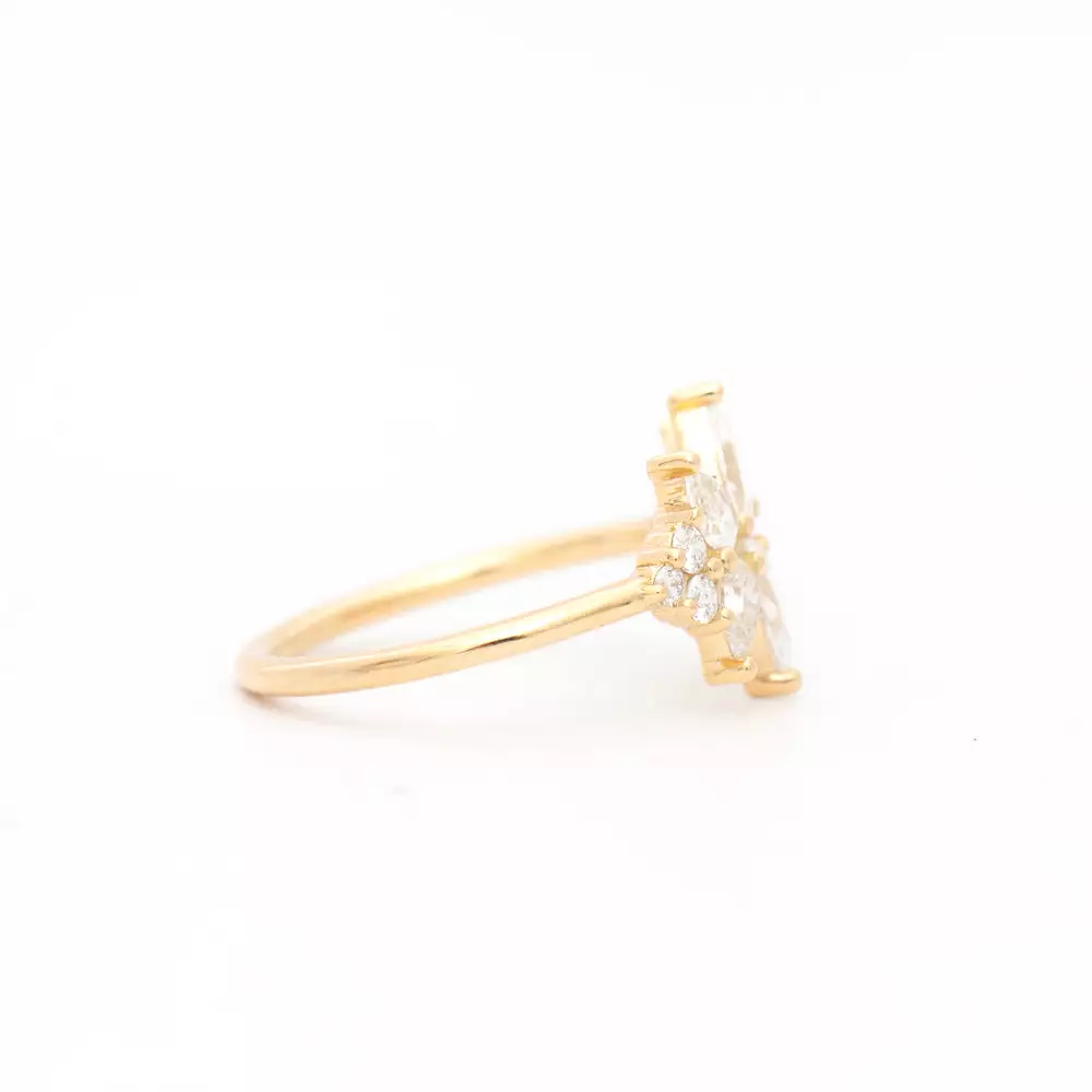 Flora Diamond Cluster Ring