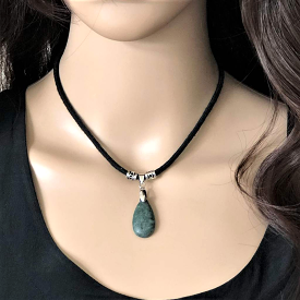 Green Marble Teardrop Choker