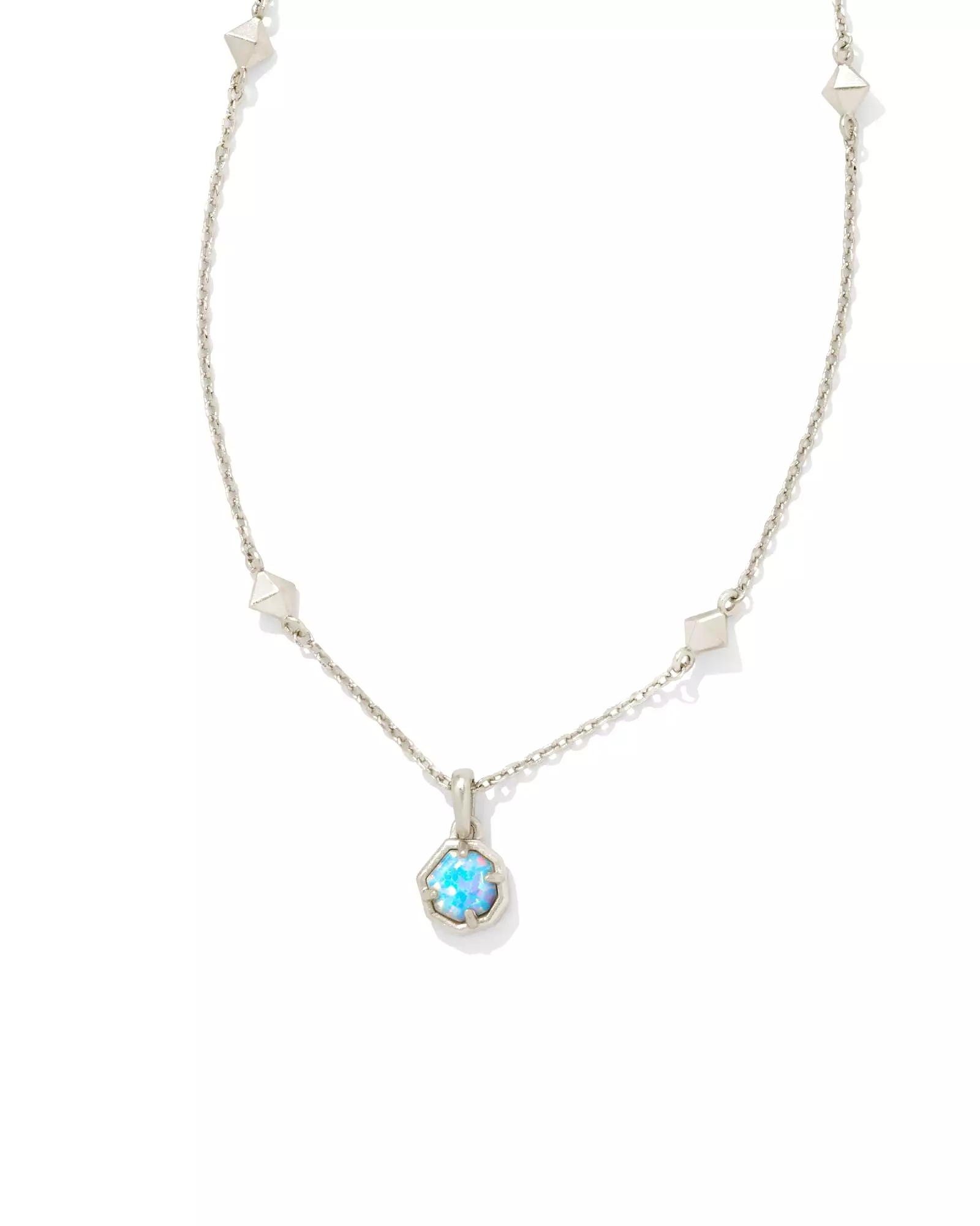 Kendra Scott Nola Short Pendant Necklace