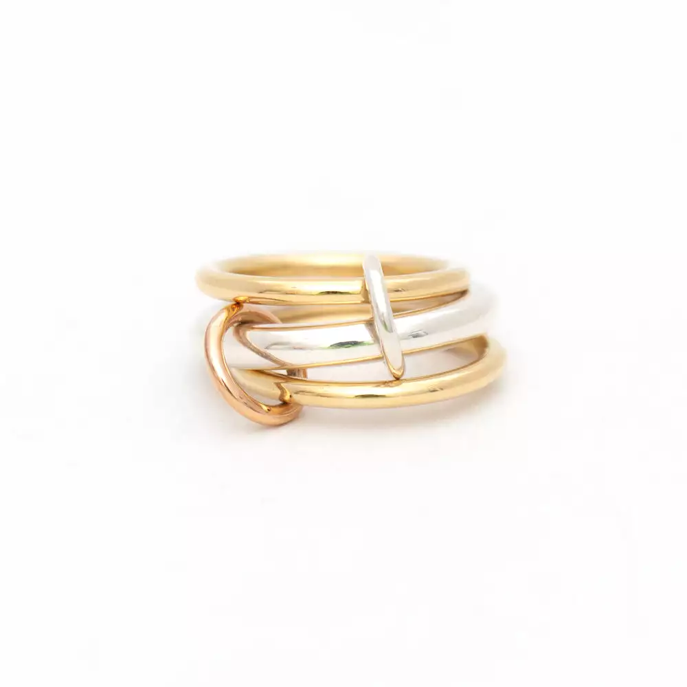 Leda Ring