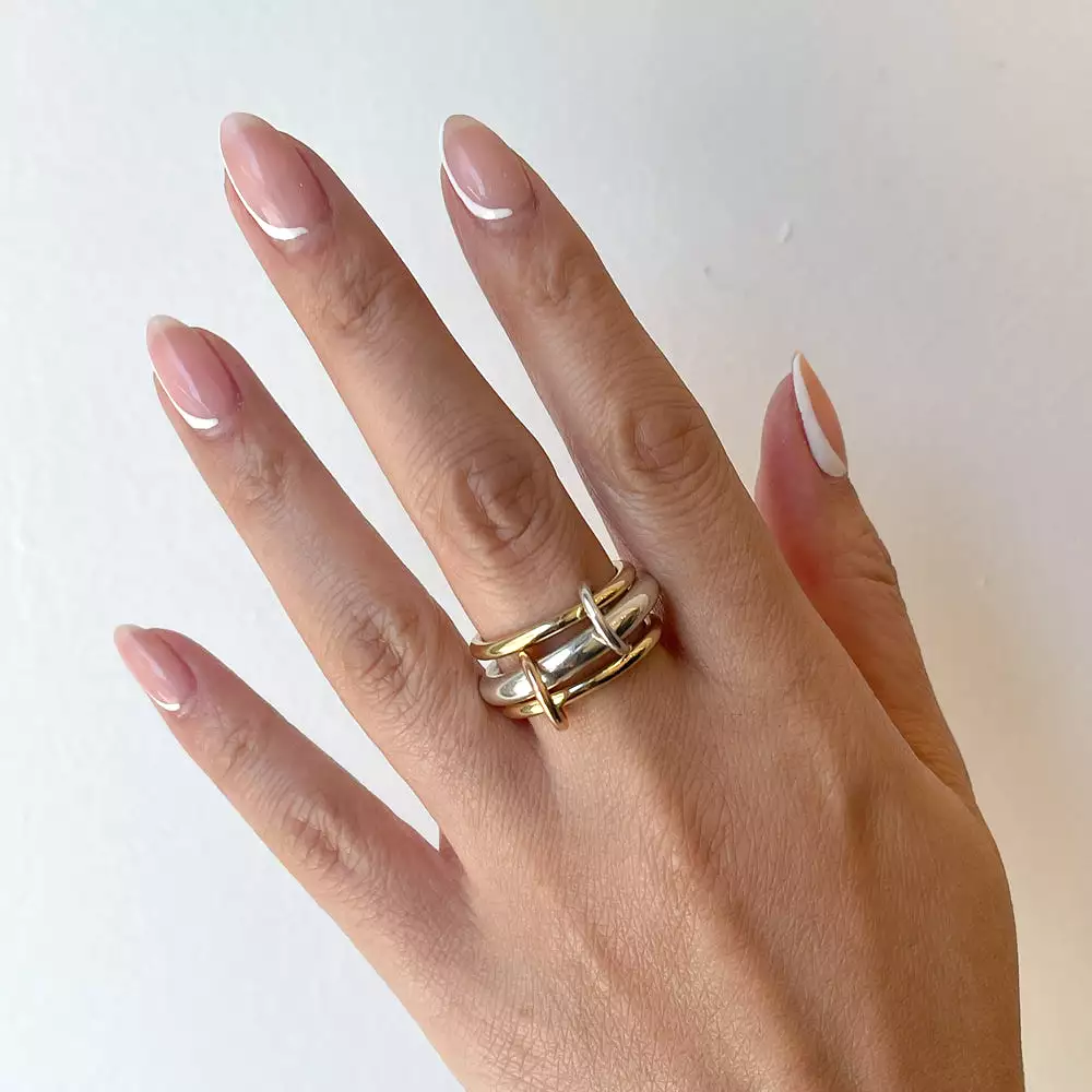 Leda Ring