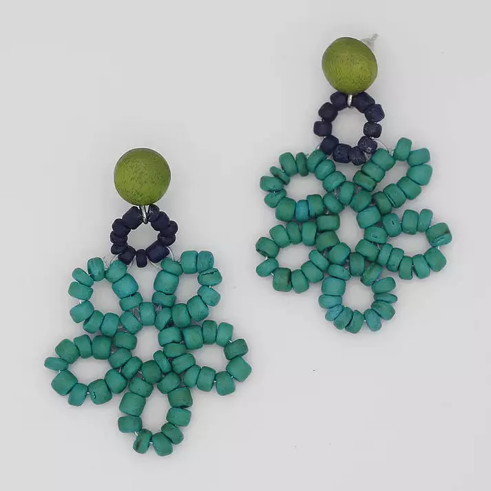 OCEAN BEADED FLOWER EARRINGS