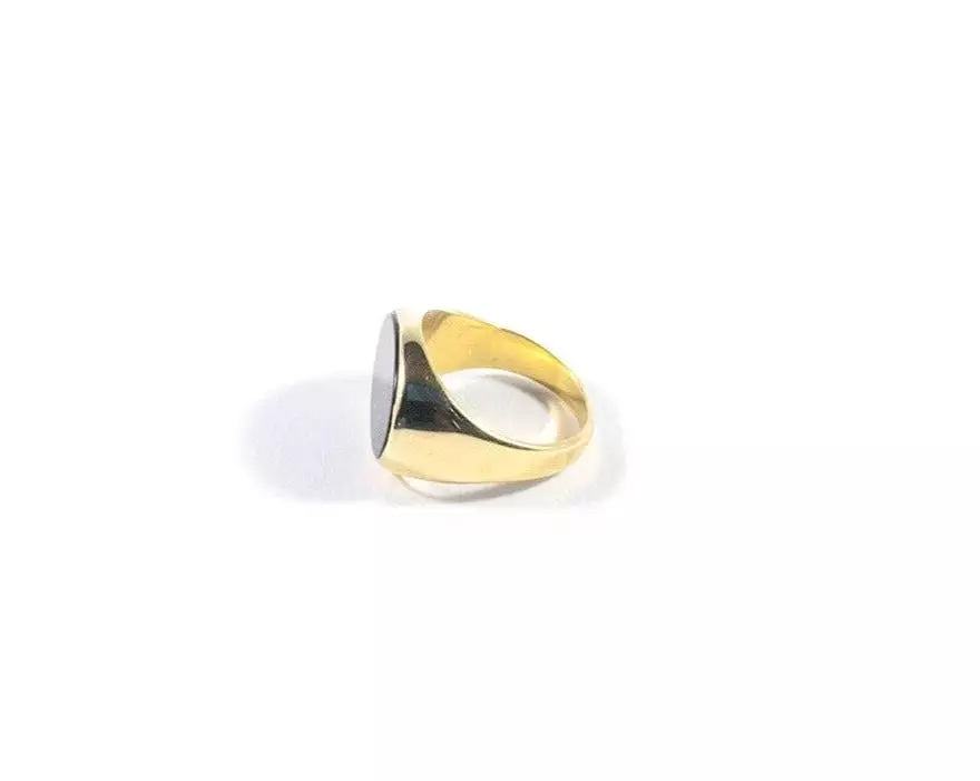 ONYX SIGNET RING / Golden ring