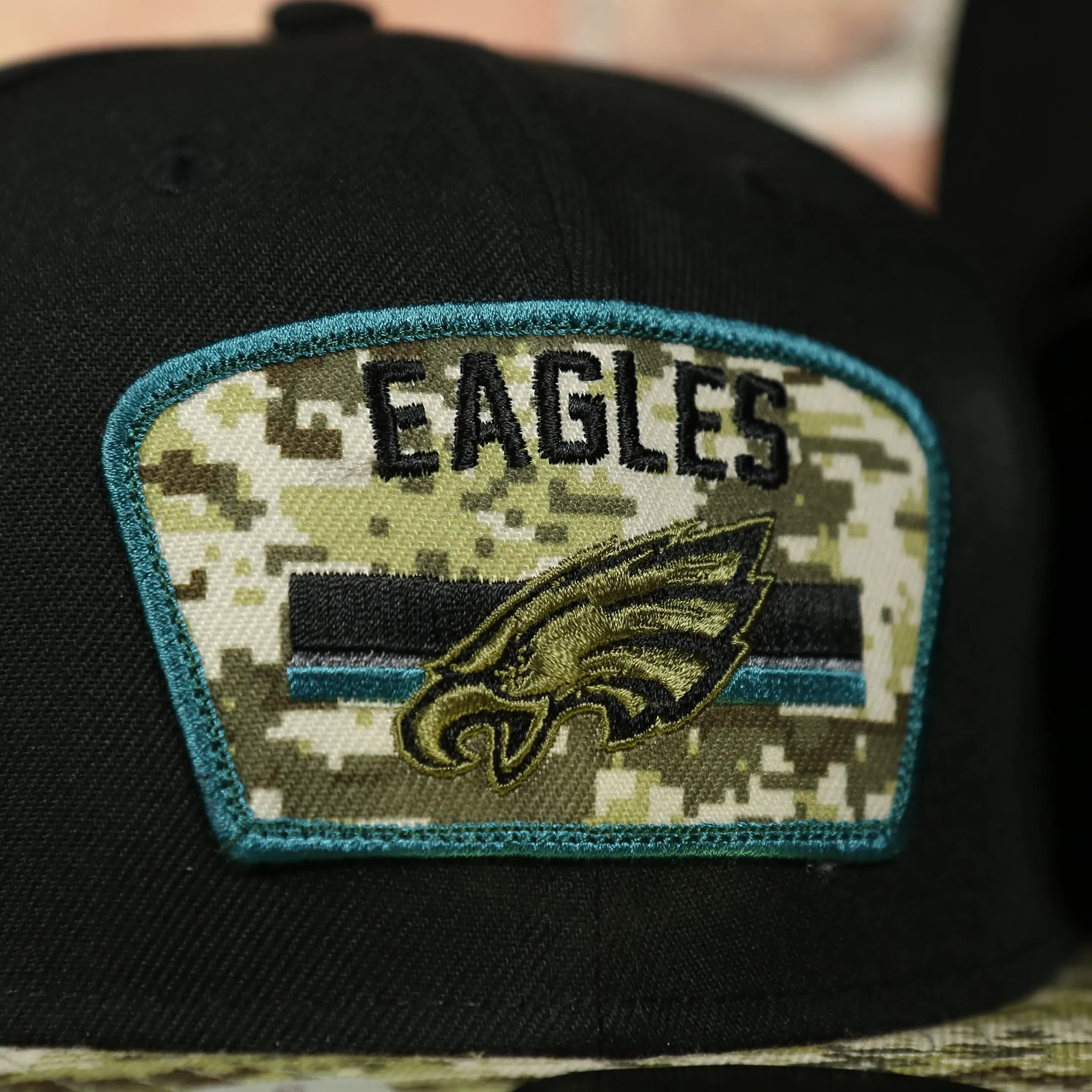 Philadelphia Eagles 2021 Salute To Service On Field Sideline 59Fifty Fitted Cap