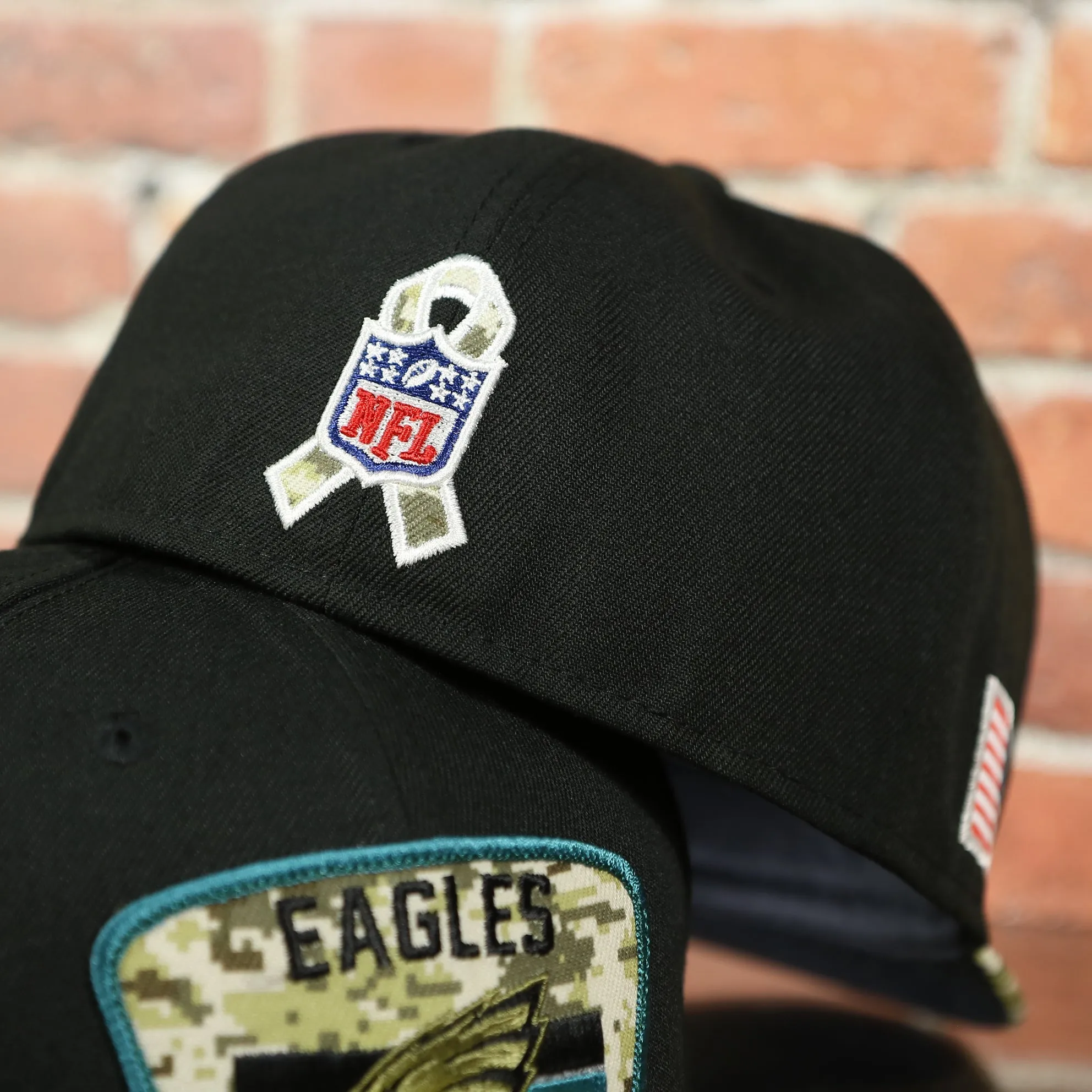 Philadelphia Eagles 2021 Salute To Service On Field Sideline 59Fifty Fitted Cap