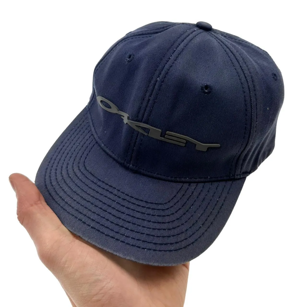 Vintage Oakley Spellout hat